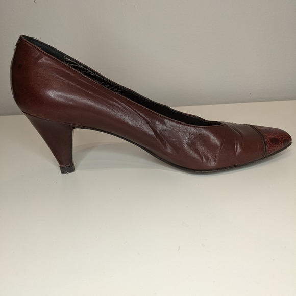 Vintage Bally's red leather pumps - Picture 7 of 11